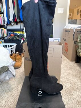 torrid Black Over-the-Knee Block Heel Boots
